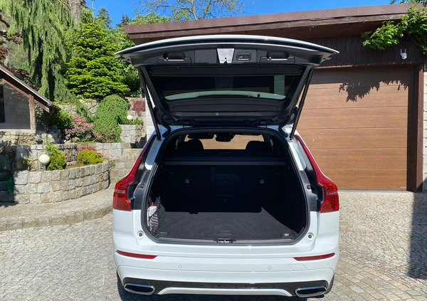 Volvo XC 60 cena 149000 przebieg: 80253, rok produkcji 2019 z Jaworzno małe 56